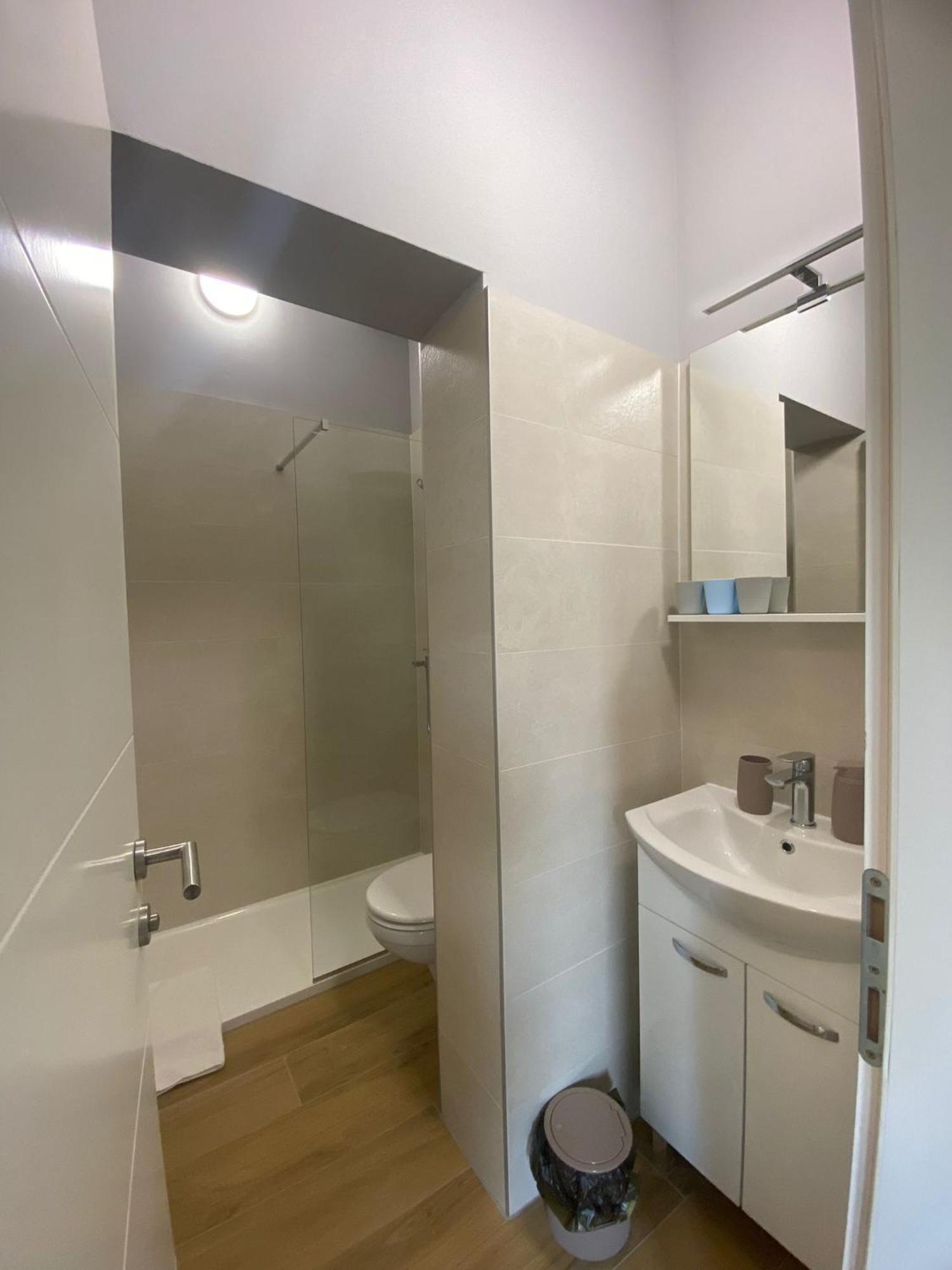 Rooms Matic 2 Velika Mlaka Bilik gambar